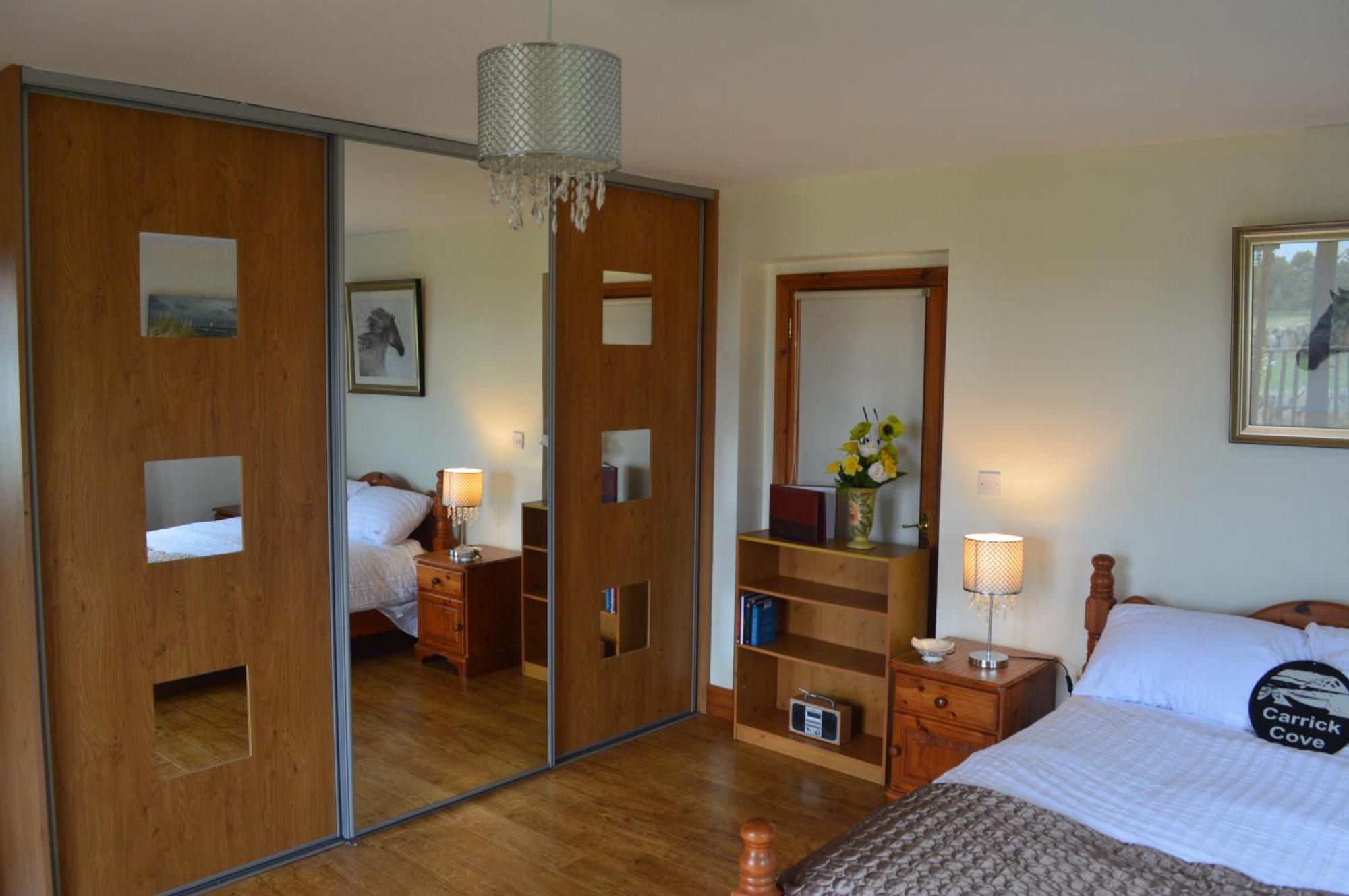 Carrick Cove Self Contained Accomodation With Private Decking Annalong ภายนอก รูปภาพ